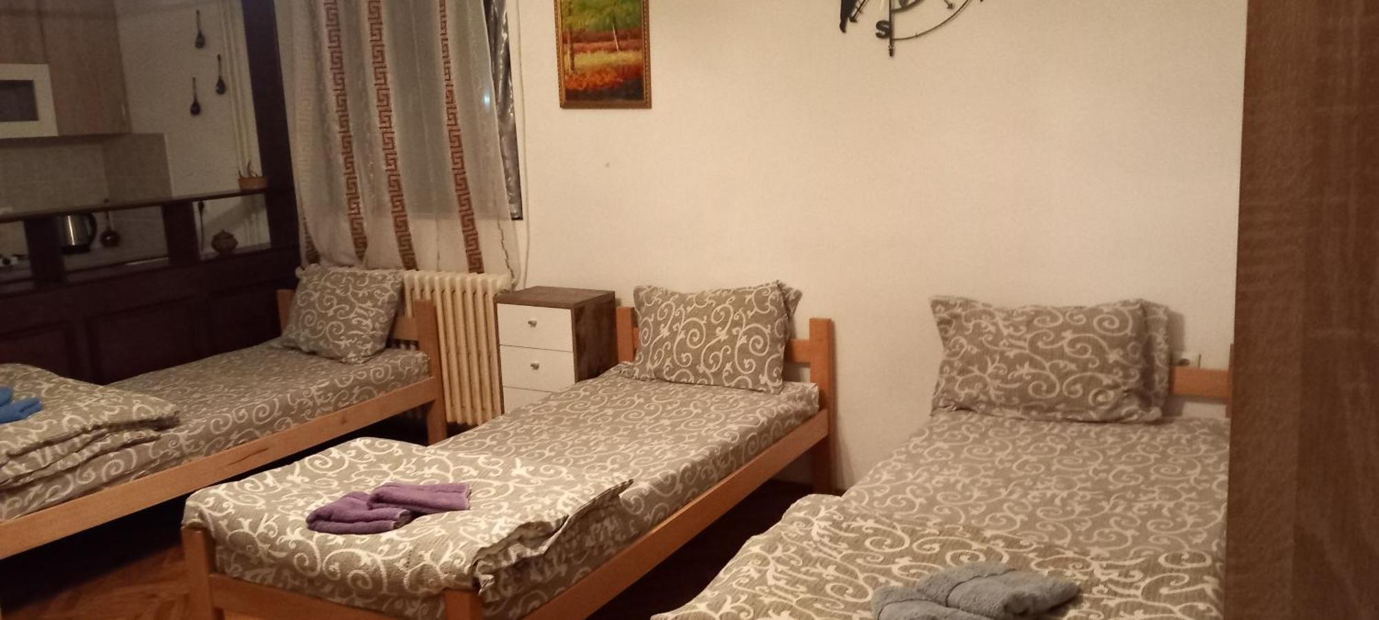 Rm Castell Apartments Нови Сад Екстериор снимка